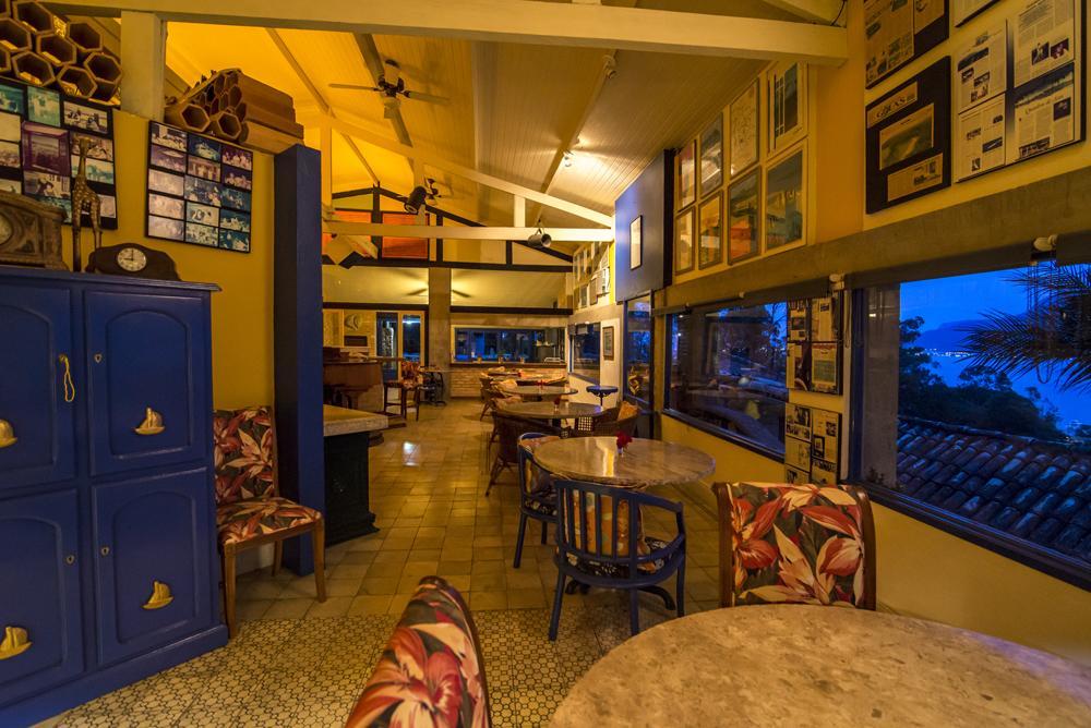 Hotel Pousada Maison Joly Ilhabela Extérieur photo